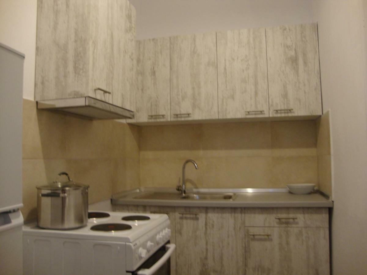 Maria Apartments Nea Karvali Exterior photo